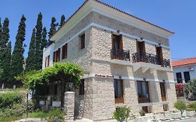Pythais Hotel